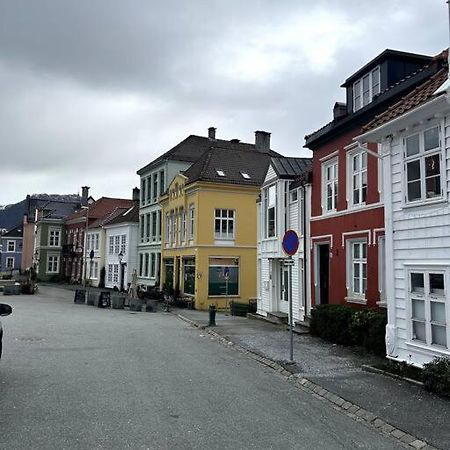 Cozy Apartment In Popular Street Bergen Zewnętrze zdjęcie